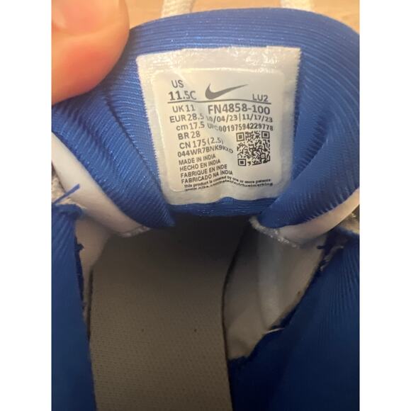 Nike Air More Uptempo '96 Embossed Hoops Youth Size 11.5C Royal Blue - Picture 5 of 6